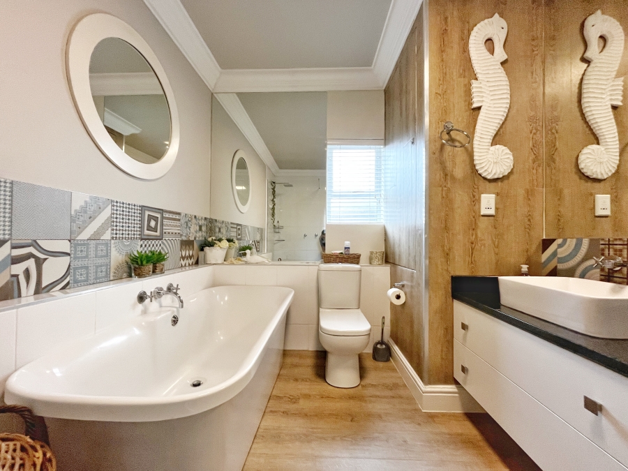 3 Bedroom Property for Sale in Diaz Beach Western Cape